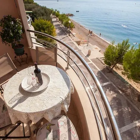 Marijan - Beachfront Appartement Tučepi