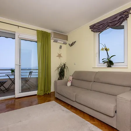 Appartement Marijan - Beachfront