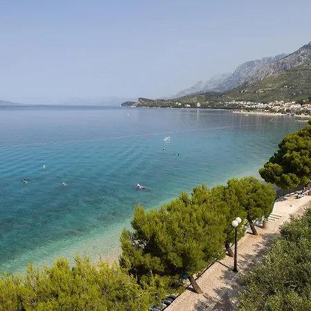 Marijan - Beachfront Appartement *
