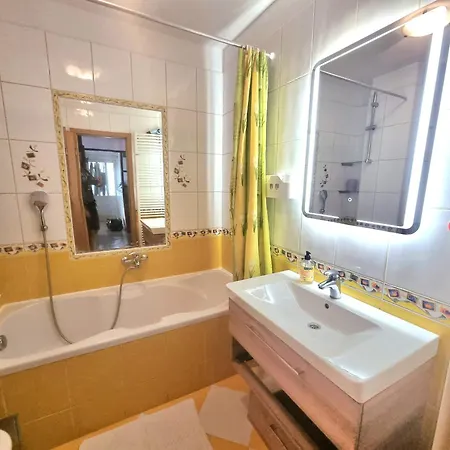 Appartement Marijan - Beachfront *