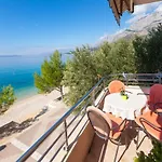 Marijan - Beachfront *