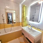 Apartament Marijan - Beachfront *