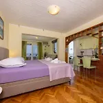 Apartament Marijan - Beachfront Tučepi
