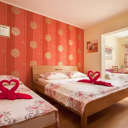 Marijan - Beachfront