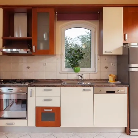 Marijan - Beachfront Apartmán Tučepi