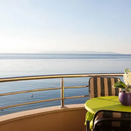 Marijan - Beachfront *