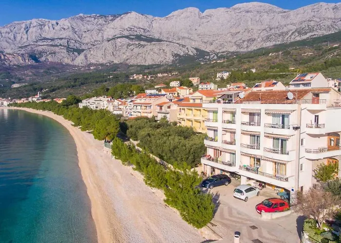 Marijan - Beachfront Tučepi
